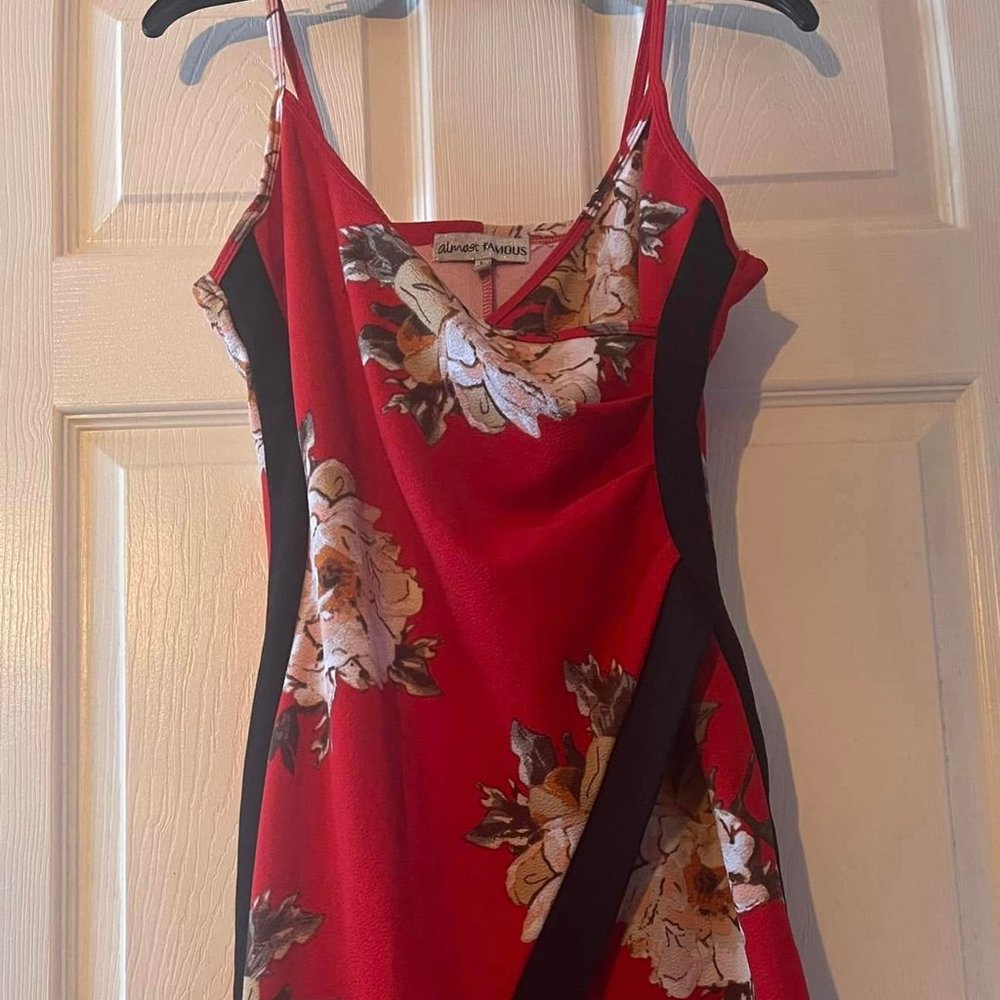 Women's size Large...  (almost famous designer) like new